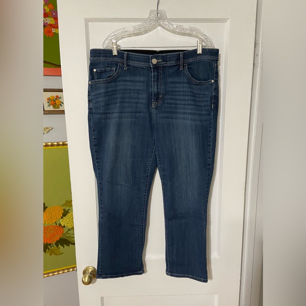 EVRI Elastic Waist Cropped Jeans Size 18W Dark Wash
